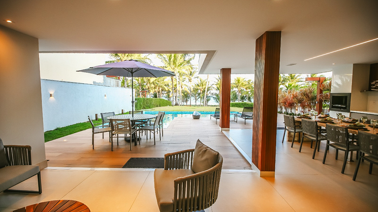 Casa de Praia Pé Na Areia em Guarajuba - Frente Mar