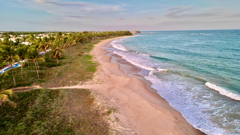 Aluguel Casa Guarajuba – 7 Suítes, 50m da Praia!