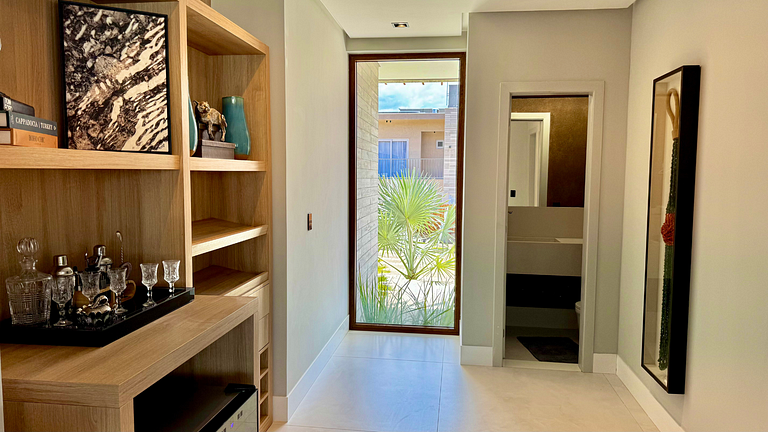 Mansão Pé na Areia em Guarajuba – 8 Suítes Luxo