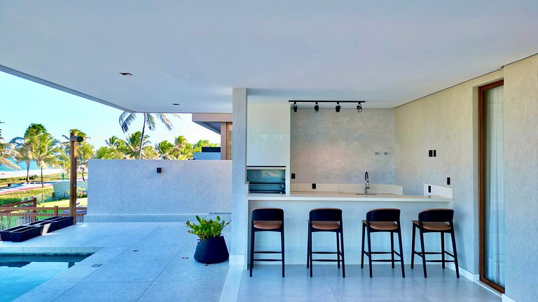 Mansão Pé na Areia em Guarajuba – 8 Suítes Luxo