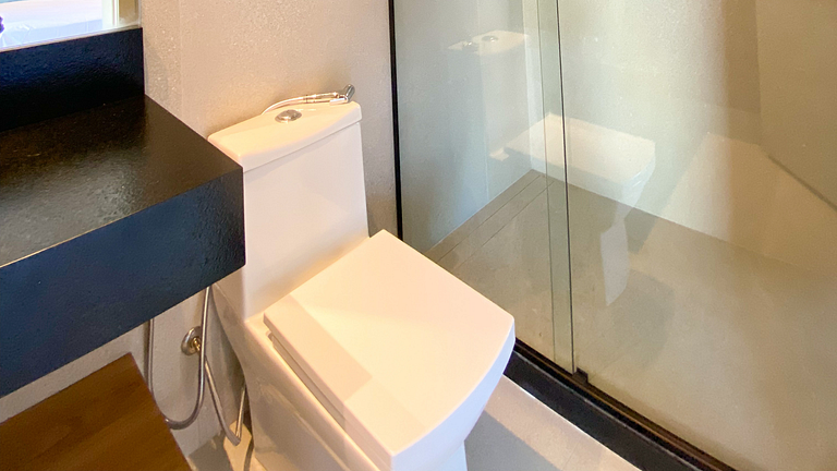 Casa de Luxo em Guarajuba 7 Suítes e Piscina a 50m da Praia