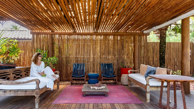 Casa Abude – 5 Suítes com Vista Mar em Guarajuba