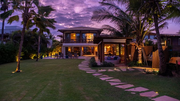 Casa Abude – 5 Suítes com Vista Mar em Guarajuba