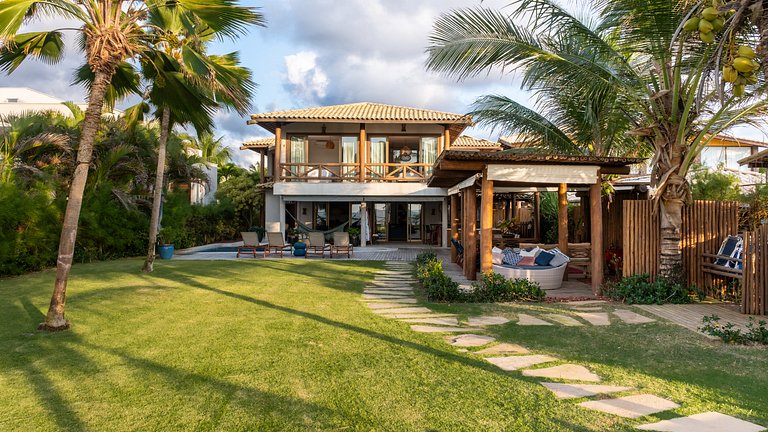 Casa Abude – 5 Suítes com Vista Mar em Guarajuba