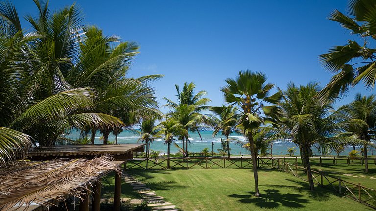 Casa Abude – 5 Suítes com Vista Mar em Guarajuba