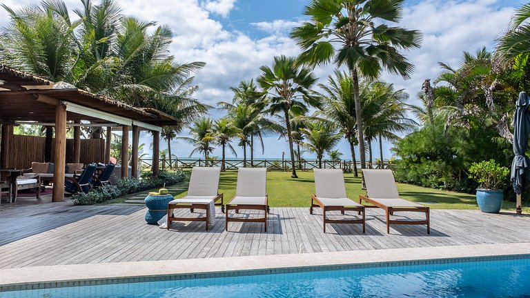 Casa Abude – 5 Suítes com Vista Mar em Guarajuba