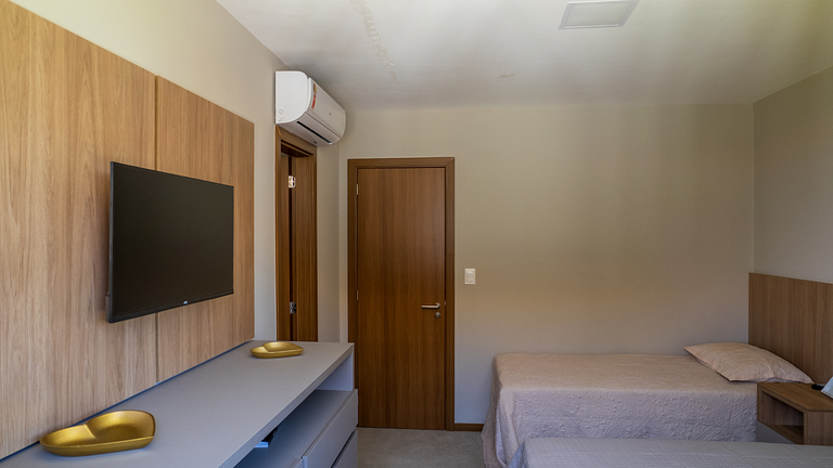 Casa de Luxo com Piscina e 7 Suítes em Praia do Forte