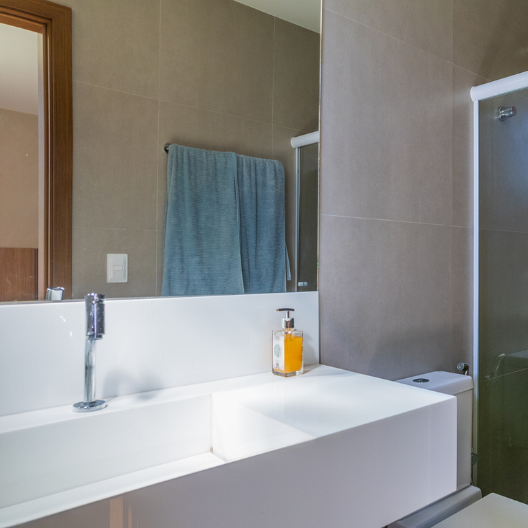 Casa de Luxo com Piscina e 7 Suítes em Praia do Forte