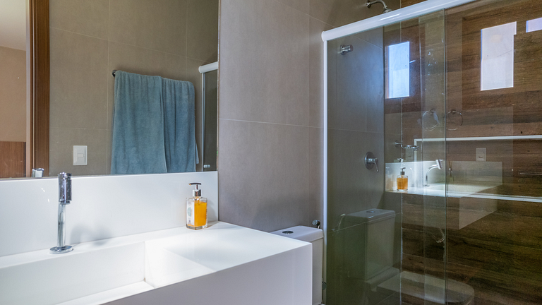 Casa de Luxo com Piscina e 7 Suítes em Praia do Forte