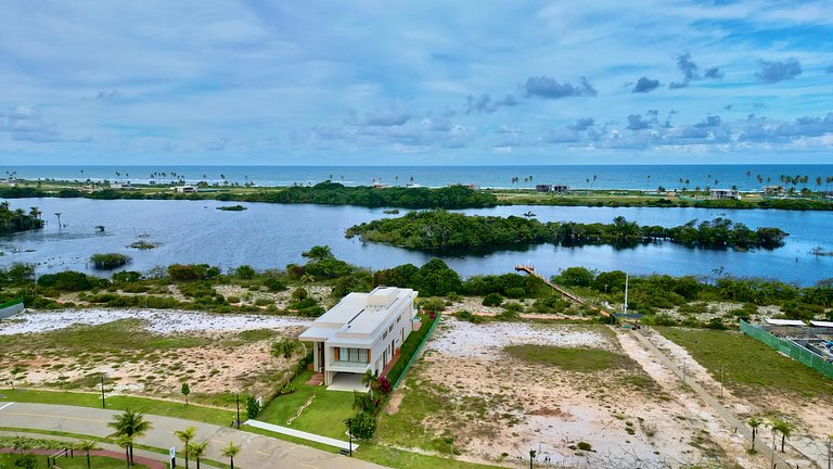 Casa Lagun – Vista Mar e Lagoa em Alphaville Guarajuba