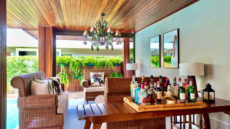 Casa em Guarajuba – Luxo e Praia em Condomínio Exclusivo