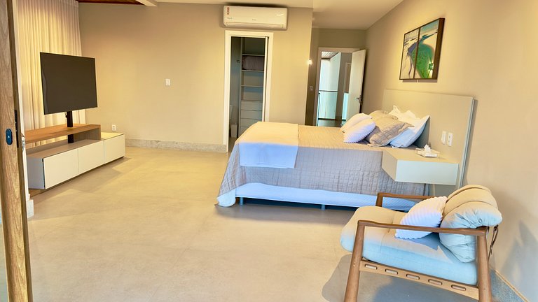 Casa no Praia Bella em Praia do Forte — 5 Suítes, Vista Mar!