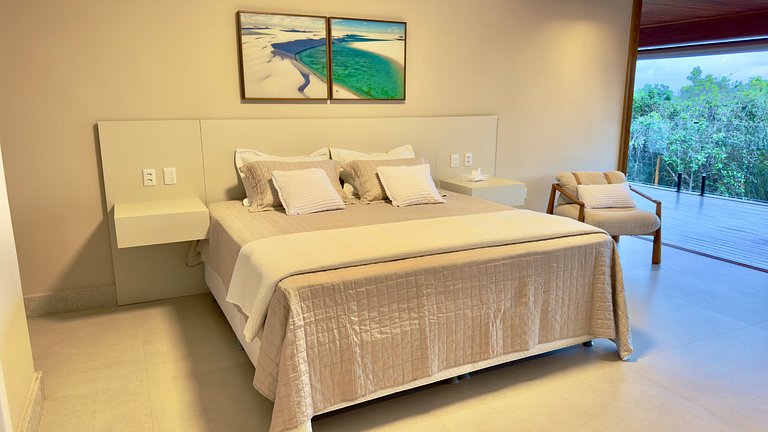 Casa no Praia Bella em Praia do Forte — 5 Suítes, Vista Mar!