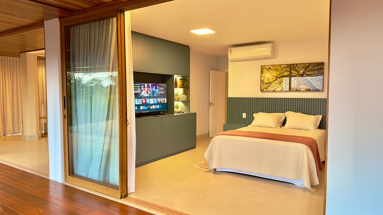 Casa no Praia Bella em Praia do Forte — 5 Suítes, Vista Mar!