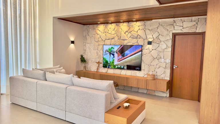 Casa no Praia Bella em Praia do Forte — 5 Suítes, Vista Mar!