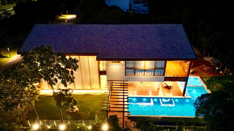 Casa no Praia Bella em Praia do Forte — 5 Suítes, Vista Mar!