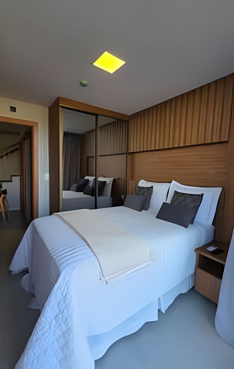 Apartamento em Guarajuba 3/4 Pé na Areia e Vista Mar