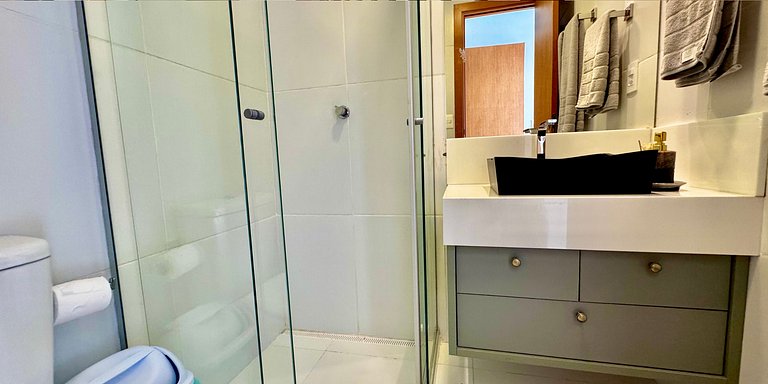 Apartamento em Guarajuba 3/4 Pé na Areia e Vista Mar