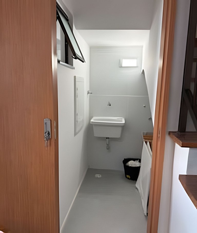 Apartamento Pé na Areia em Guarajuba Frente Mar NAIA 07