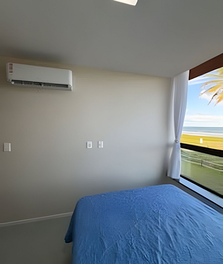 Apartamento Pé na Areia em Guarajuba Frente Mar NAIA 07